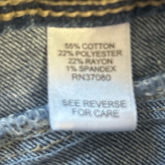 Cato Mid Rise Jeans. Size 16. - Picture 4 of 6
